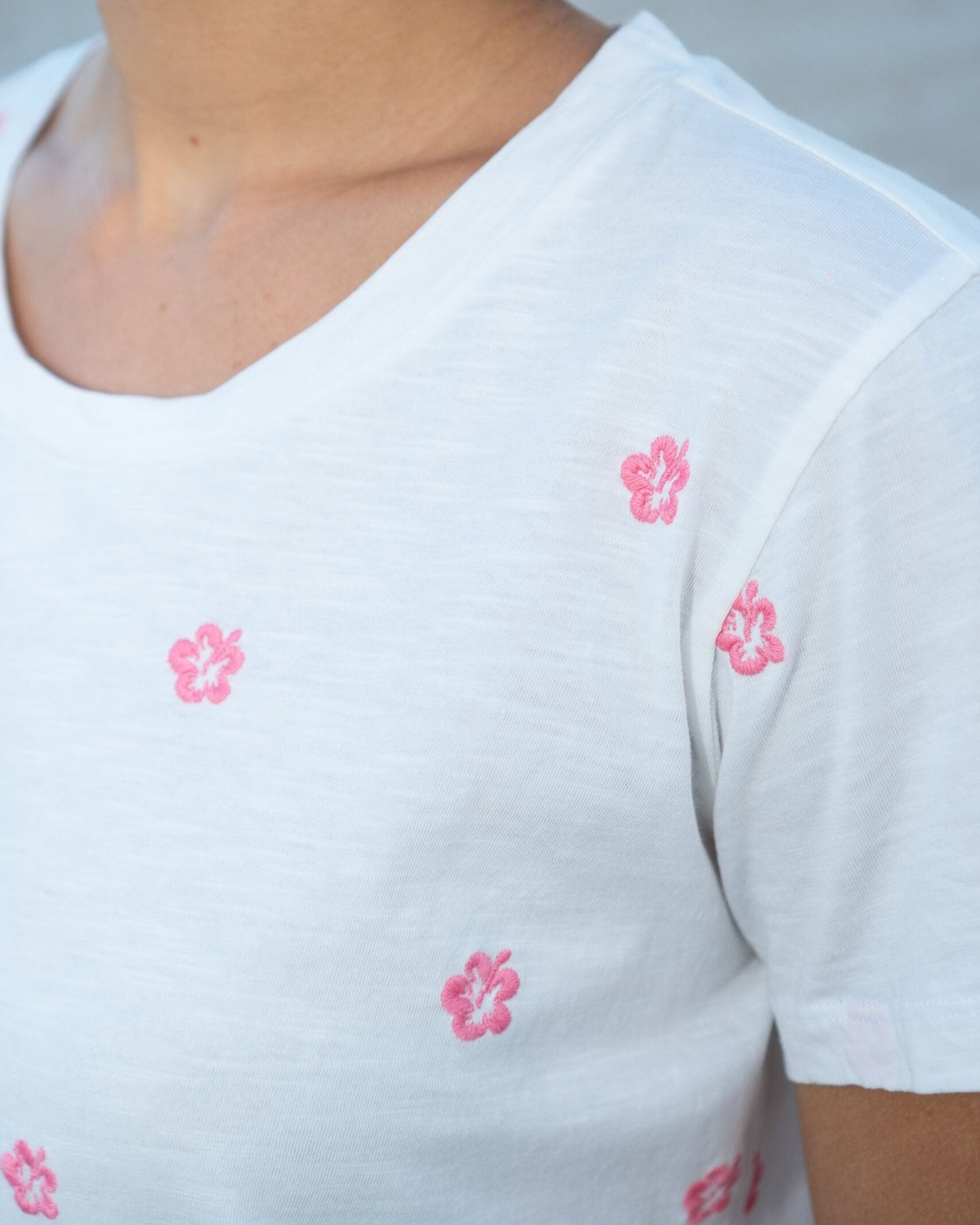 HIBISCUS Tee Shirt