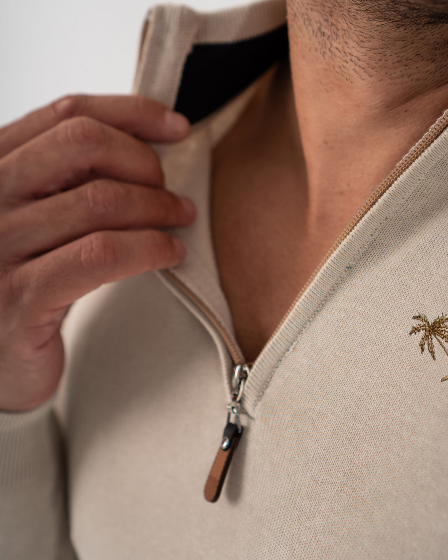 Pullover Sweater 1/4 Zip - Beige